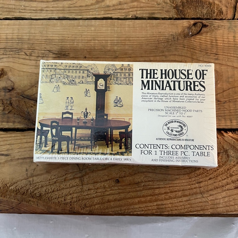 The house of miniatures Hepplewhite dining table dollhouse furniture NIB